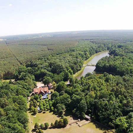 Neue Muehle Kleines Landhotel Brandenburg  Exterior foto